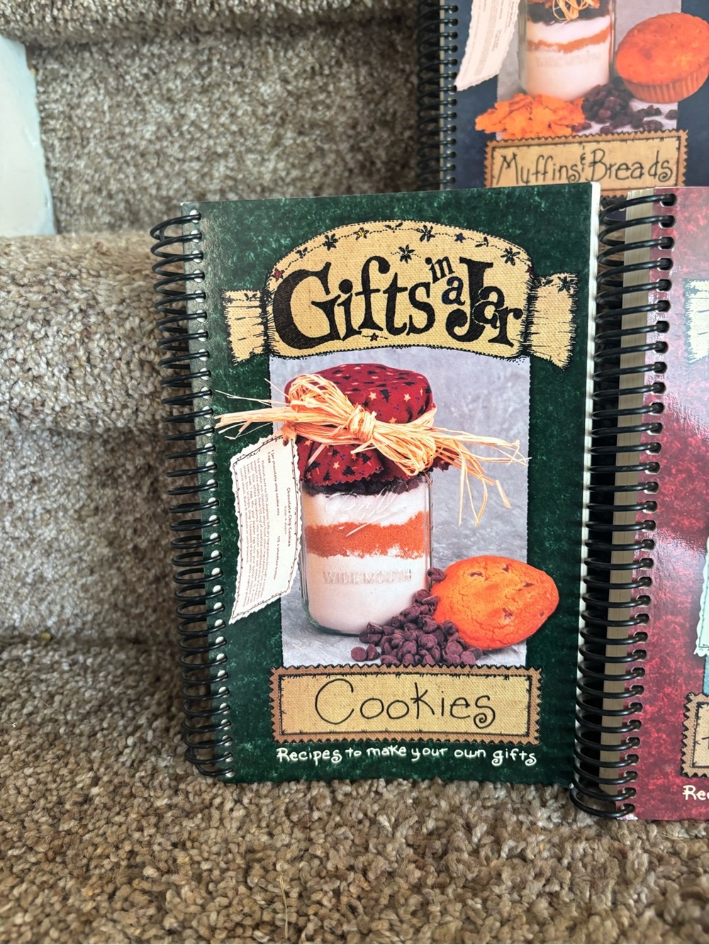 Gift Jar Recipe Books Set - Assorted Covers with Jar Artwork - Picture 4 of 6